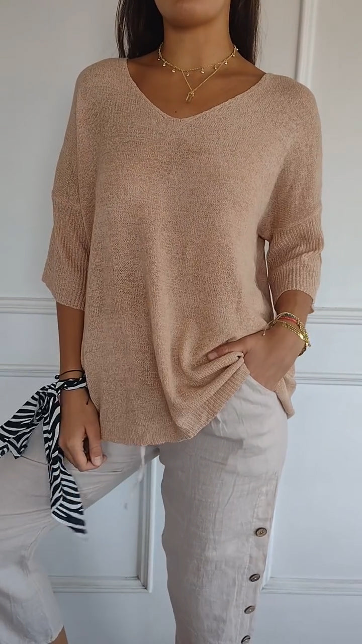Vera™ | Knitted Top with Elegant V-Neck