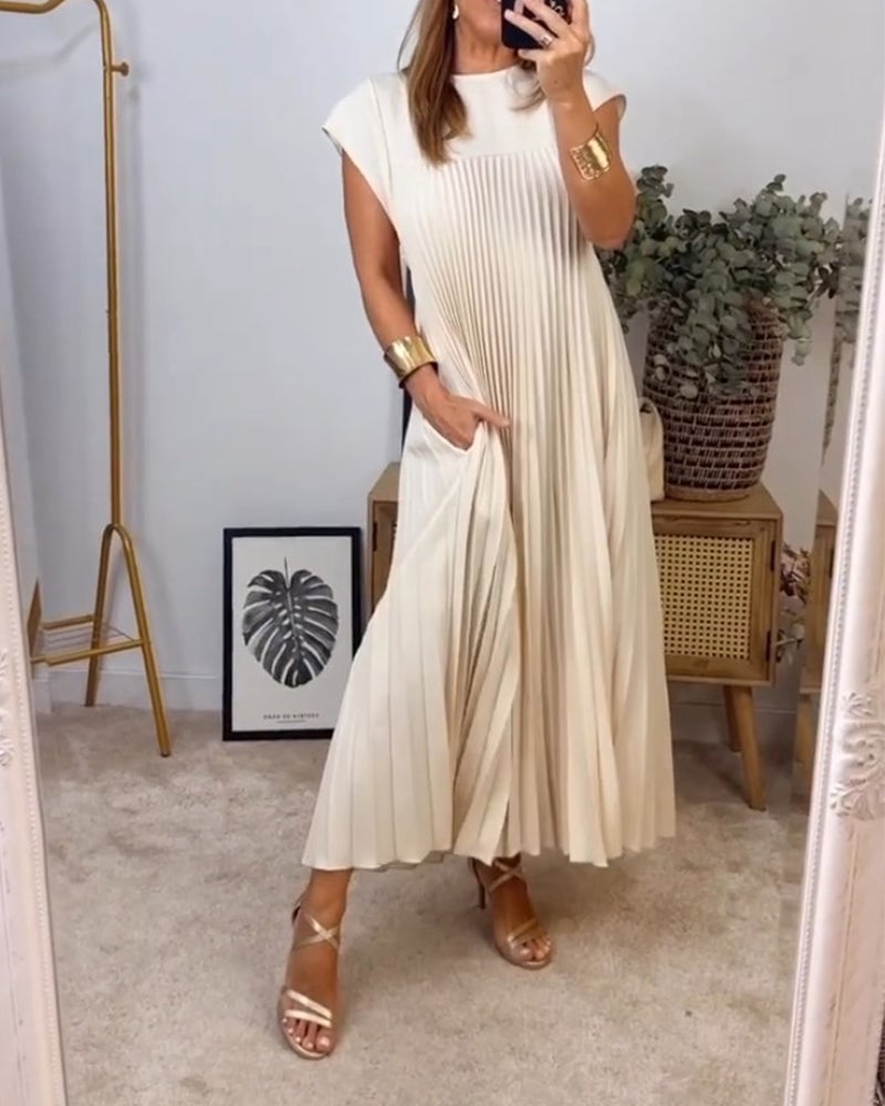 Joley™ Timeless Comfortable Dress