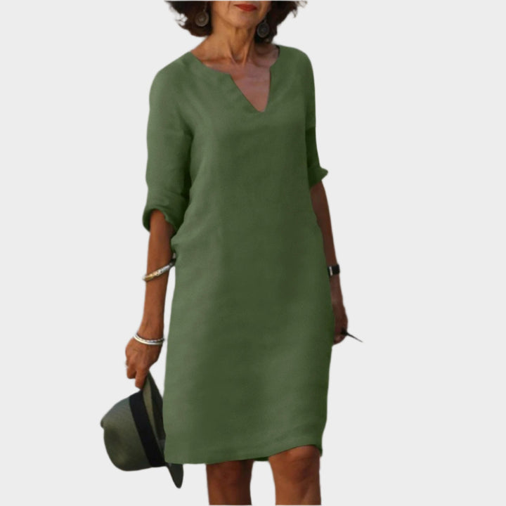 https://cdn.shopify.com/s/files/1/0937/3941/7945/files/Marjan_Stijlvolle_zomer_jurk_T-E11.jpg?v=1752775615