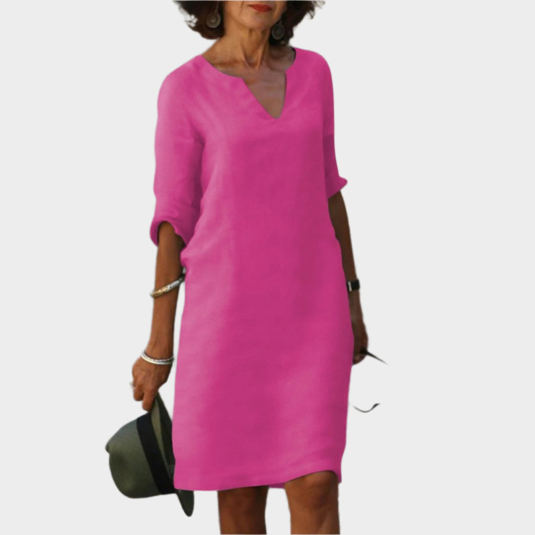 https://cdn.shopify.com/s/files/1/0937/3941/7945/files/Marjan_Stijlvolle_zomer_jurk_T-E13.jpg?v=1752775752