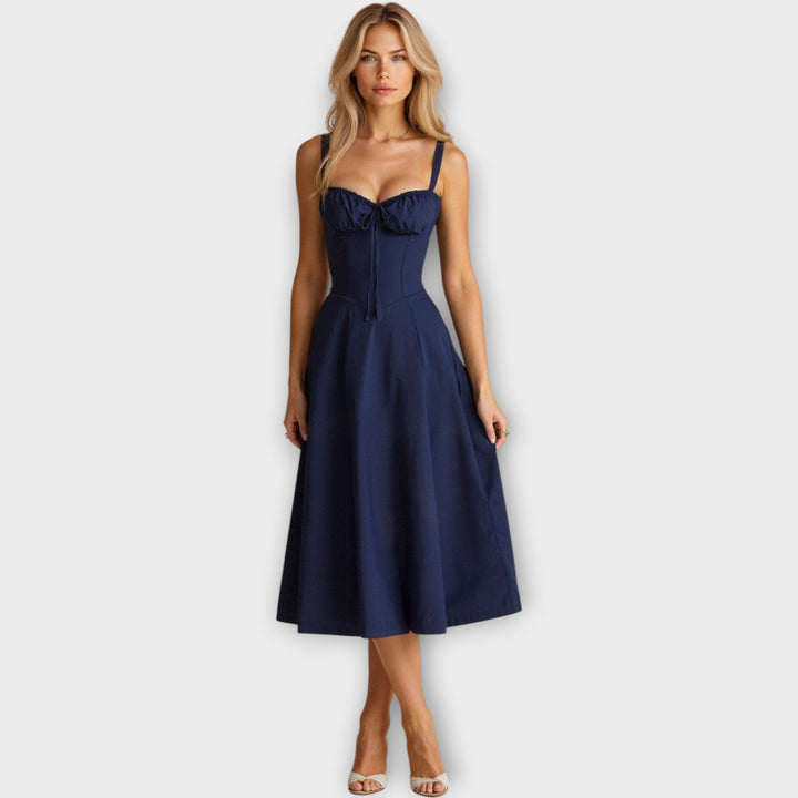 https://cdn.shopify.com/s/files/1/0937/3941/7945/files/muller-mode-kiana-taillenkleid-bustier-design-kleider-367559_123cd228-38bd-4657-9c0a-6b9e19168a69-Photoroom.jpg?v=1753013912